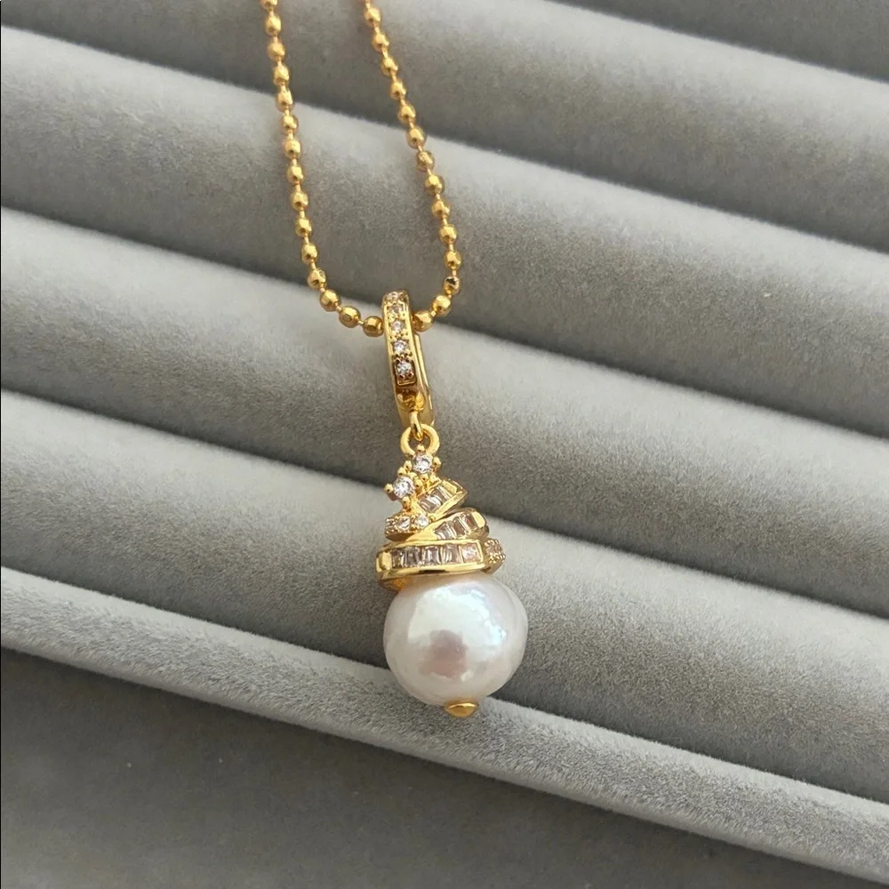 Gold Christmas Tree Pendant Necklace with Pearls| freshwater pearl necklace - Picture 1 of 5